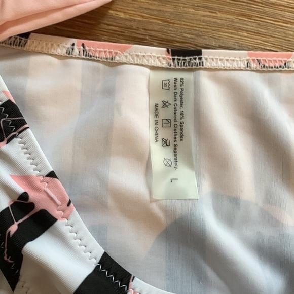 Bikini bottoms only.  2 pair for the price of one - Picture 3 of 6